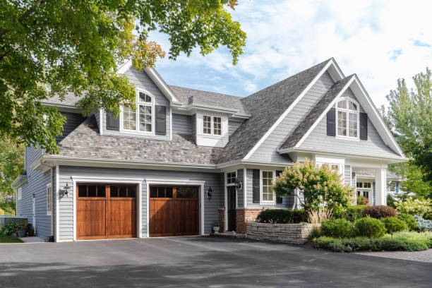Best Roof Moss and Algae Removal  in Swartz Creek, MI